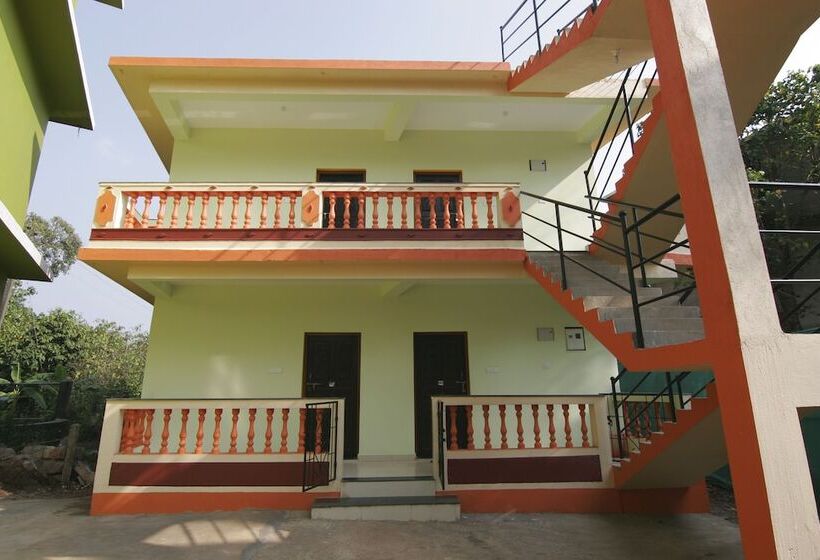 Pensionat Rudra Holidays Guest House
