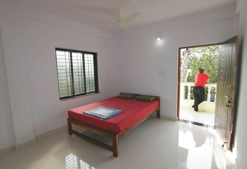Pensionat Rudra Holidays Guest House