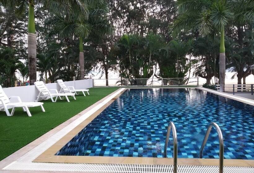 בית מלון כפרי Laem Sing Natural Beach Resort