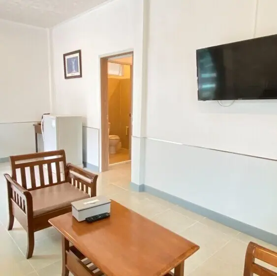 Hotelli Laem Sing Natural Beach Resort