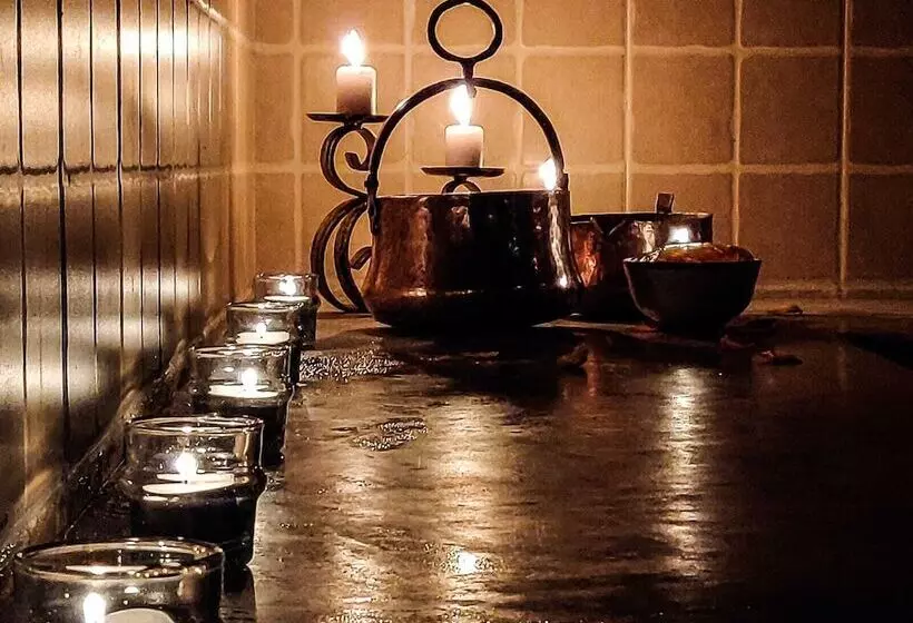 Hotelli Out Of Medina