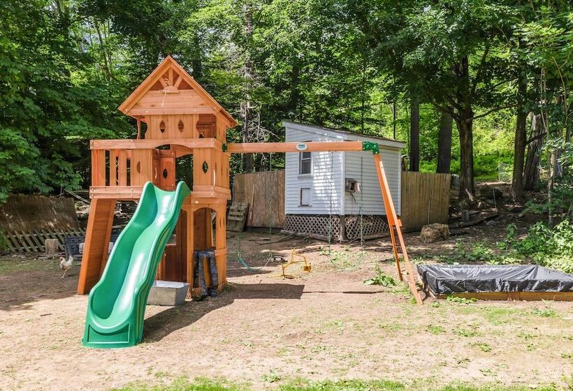 Bed and Breakfast Inn On Golden Pond