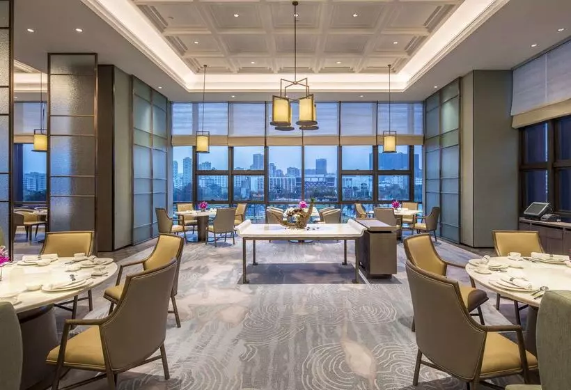 Doubletree By Hilton Hotel Shenzhen Longhua