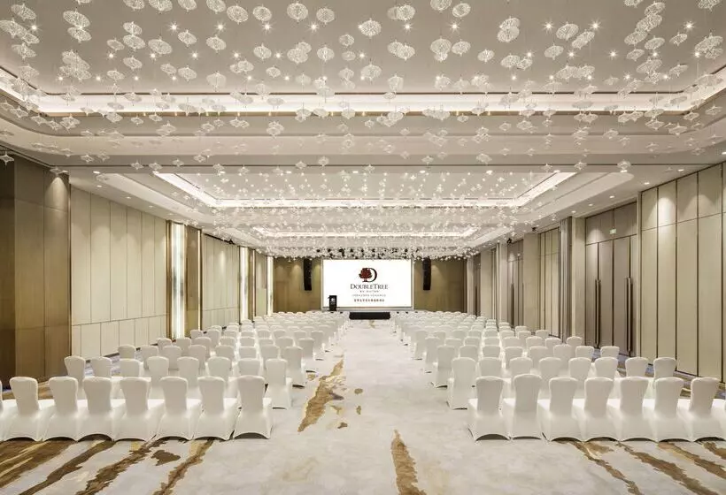 Doubletree By Hilton Hotel Shenzhen Longhua