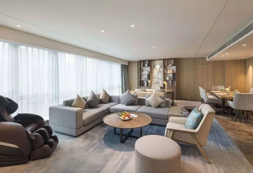 Doubletree By Hilton Hotel Shenzhen Longhua