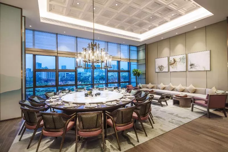 Doubletree By Hilton Hotel Shenzhen Longhua