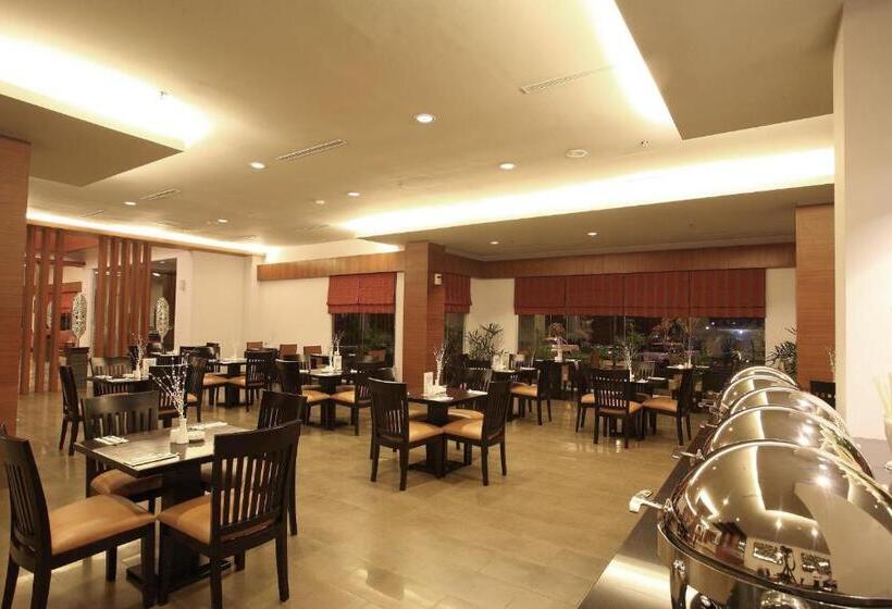 בית מלון כפרי Aston Tanjung City