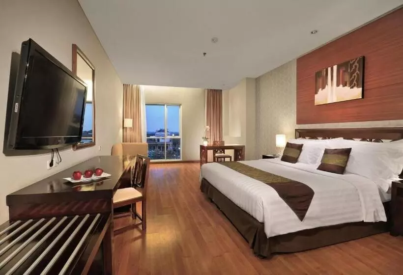 ホテル Aston Tanjung City