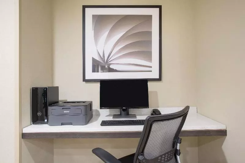 ホテル Candlewood Suites Longmont   Boulder Area, An Ihg