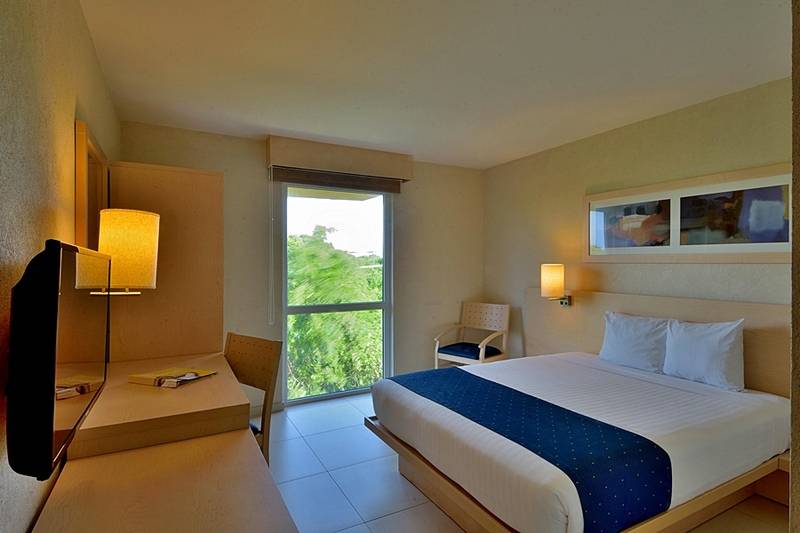 ホテル City Express Suites By Marriott Playa Del Carmen