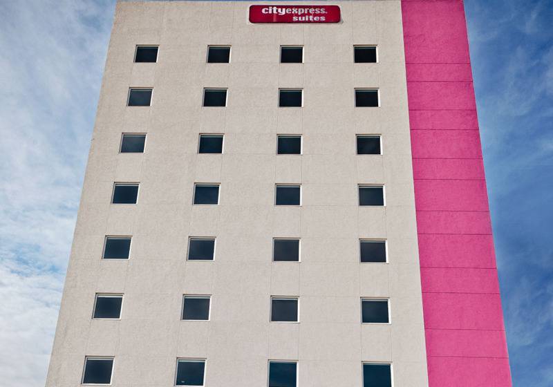 ホテル City Express Suites By Marriott Playa Del Carmen