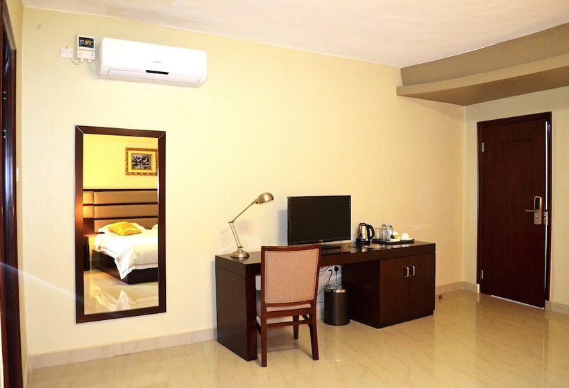 هتل Hillside Plaza