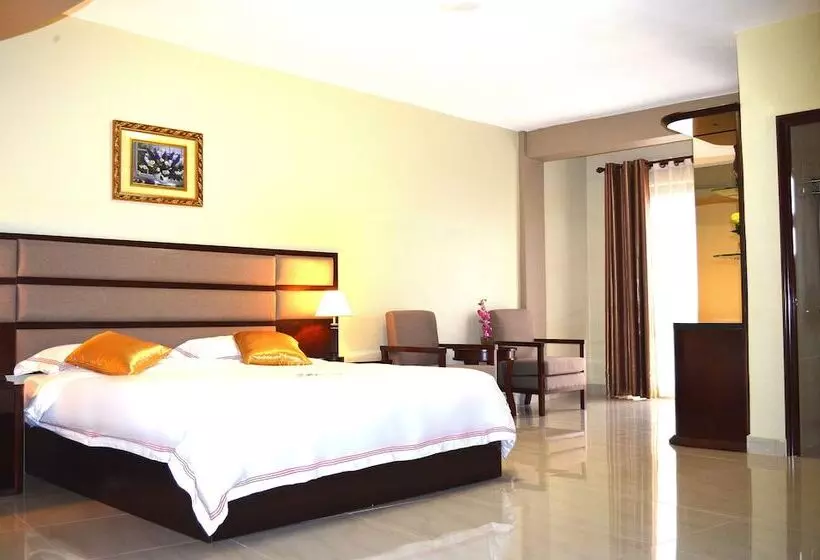 Hotel Hillside Plaza