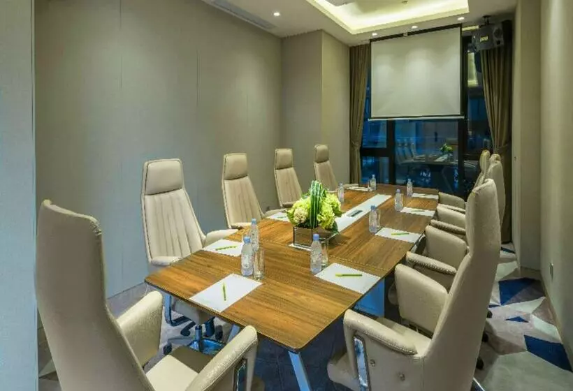 Hotelli Hilton Garden Inn Zhongshan Guzhen