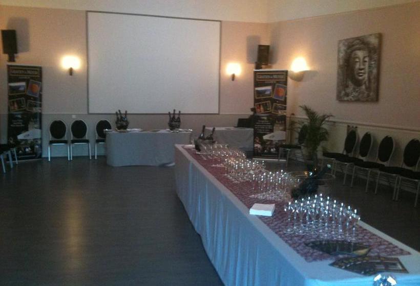 فندق Hostellerie Excalibur