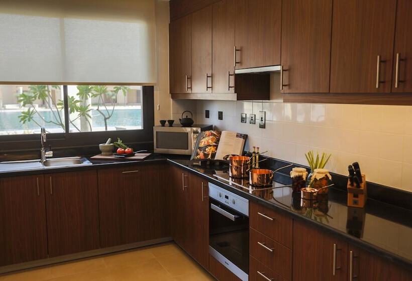 Hotel Intercontinental Doha Residences By Ihg