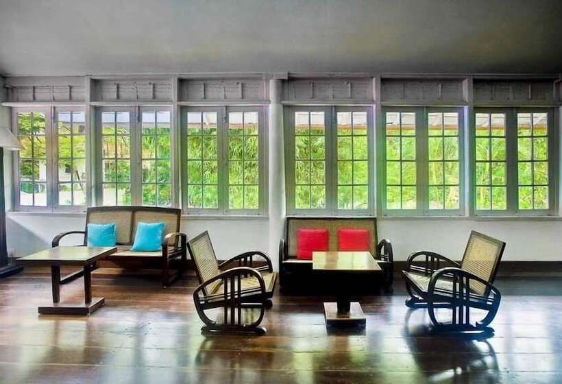 Hotel Neemrana S  Tower House