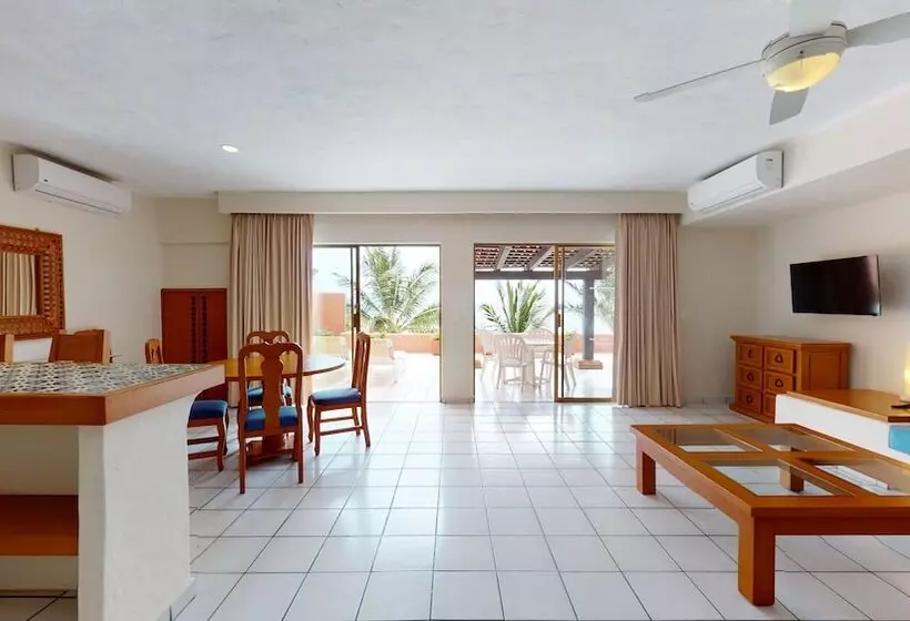 ホテル Park Royal Homestay Los Tules