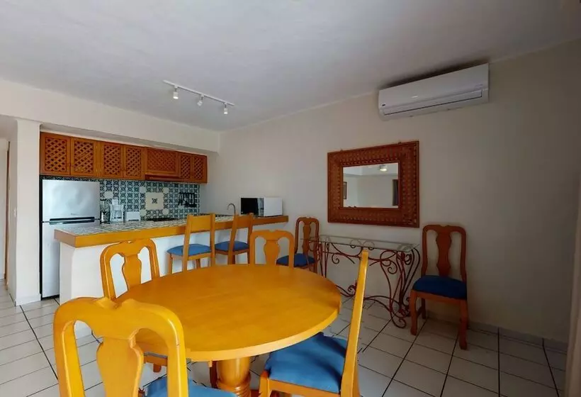 ホテル Park Royal Homestay Los Tules