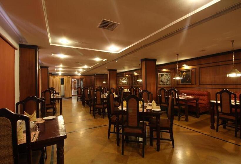 فندق Sopanam Heritage