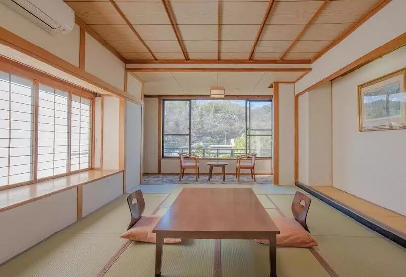 هتل Sunvalley Izunagaoka Main Building