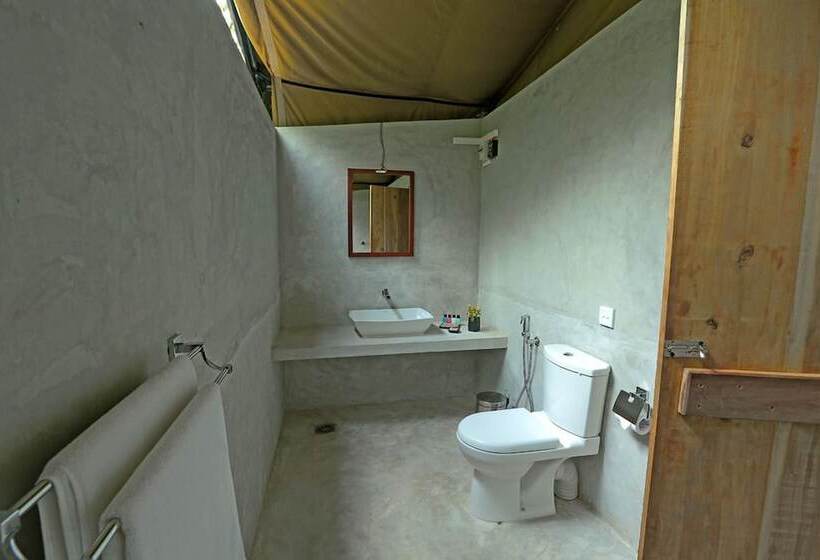 호텔 Wilpattu Safari Camp   Campground