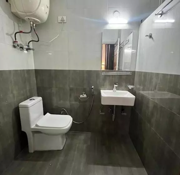 ホテル Premier Mall Road Manali