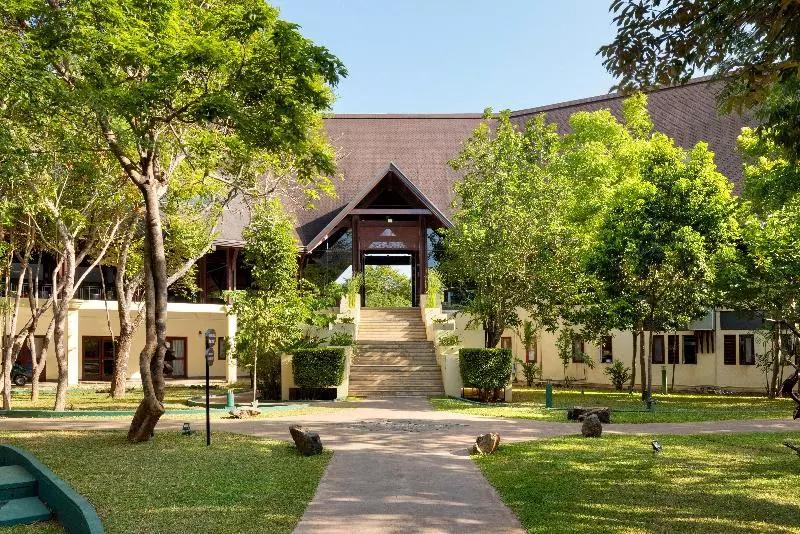 Lomakeskus Occidental Paradise Dambulla