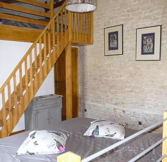 ペンション Le Haut Fontaine : Gîte 4/5 Pers. Ou Site Entier 9 Pers