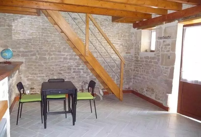 ペンション Le Haut Fontaine : Gîte 4/5 Pers. Ou Site Entier 9 Pers