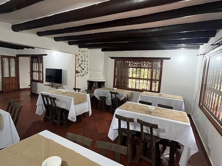 פנסיון Lo Nuestro   Hospedería