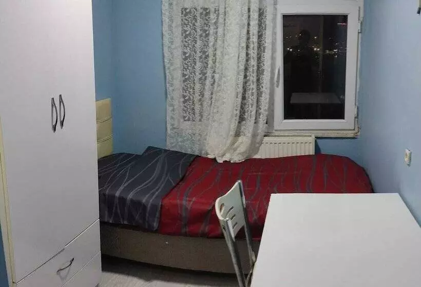 Residenssi Golden Halich Hostel