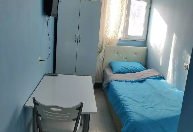 Residenssi Golden Halich Hostel