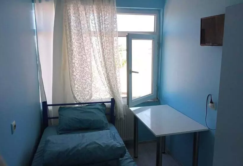 Residenssi Golden Halich Hostel