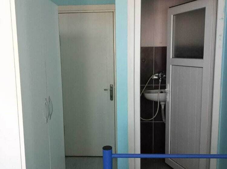 Residència Golden Halich Hostel