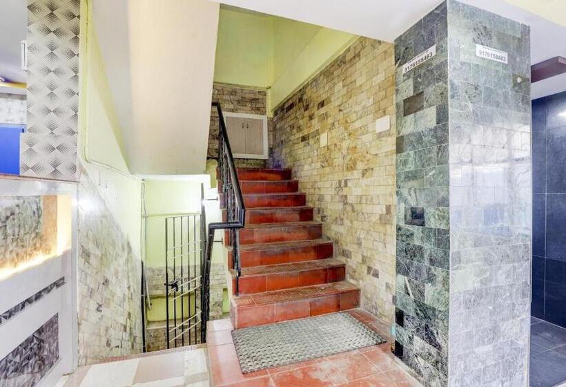 酒店 Sam Guest House By Oyo