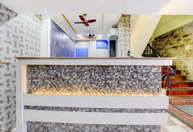 酒店 Sam Guest House By Oyo