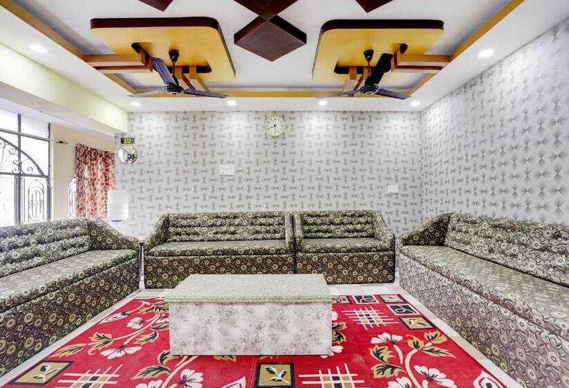 酒店 Sam Guest House By Oyo