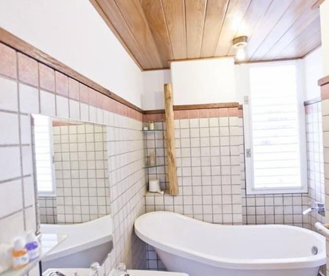 Smile 58 B&b