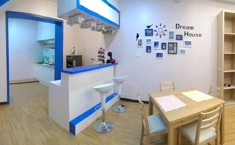 هاستل Simple Travel