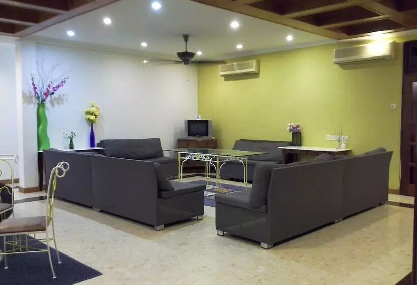 Aamiaismajoitus (B&B) Baan Talay Homestay By The Beach