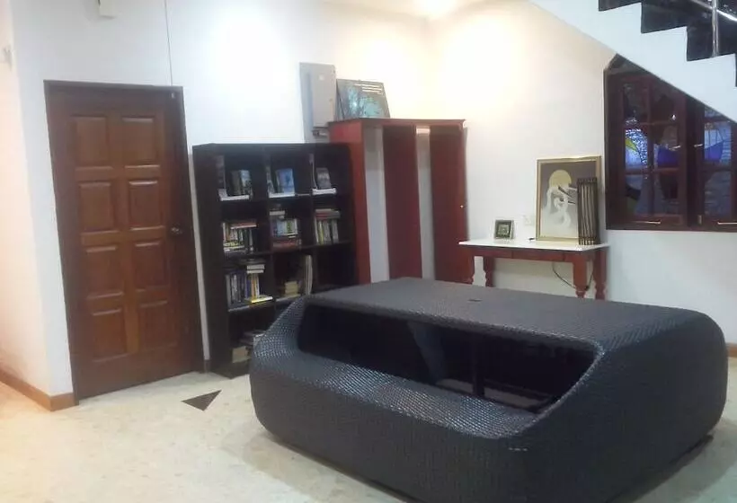 Aamiaismajoitus (B&B) Baan Talay Homestay By The Beach