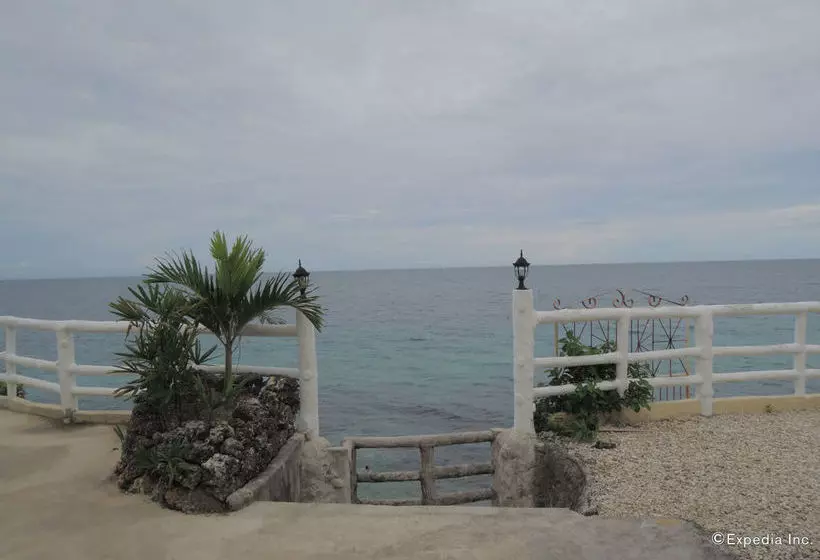 Ermi Beach Resort