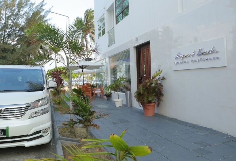 هتل Airport Beach