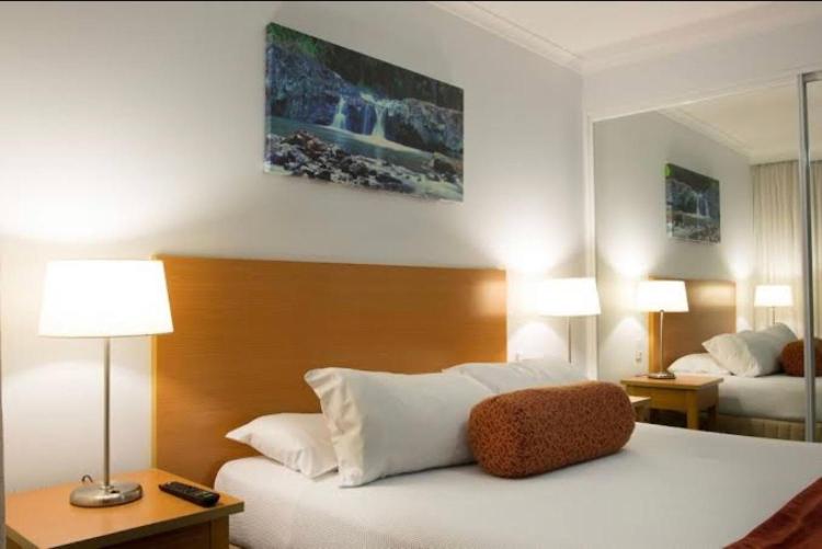 ホテル Cedar Lake Country Resort