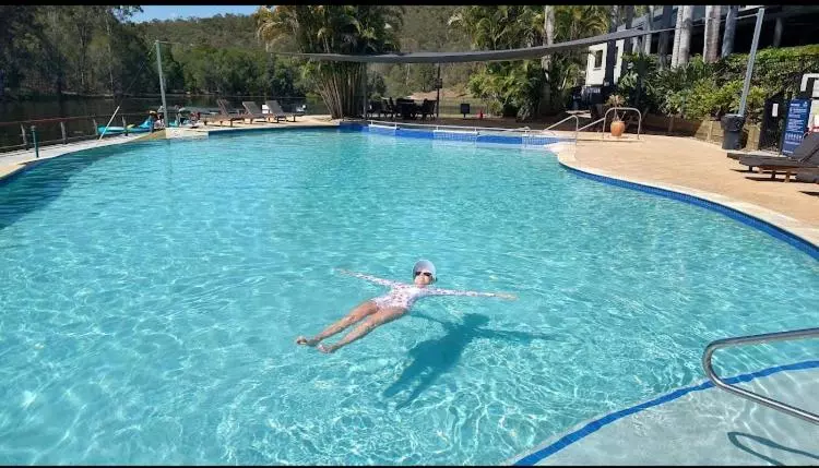Hotelli Cedar Lake Country Resort