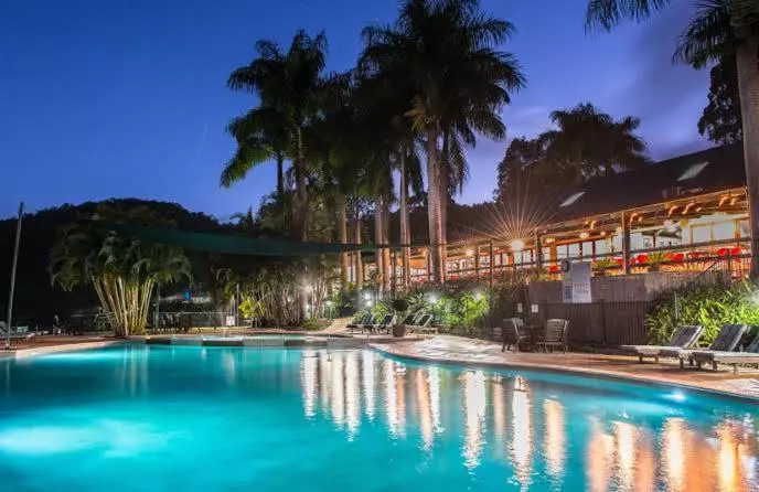 Hotelli Cedar Lake Country Resort