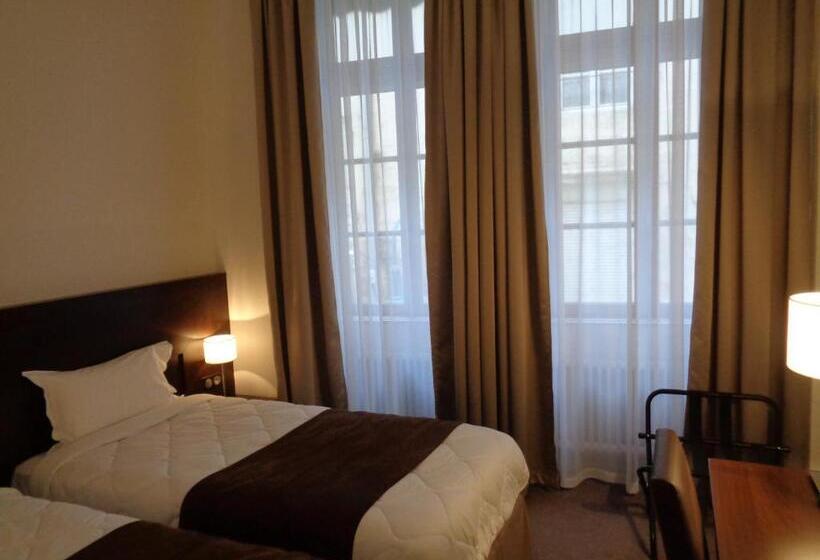 Hotel De Montaulbain