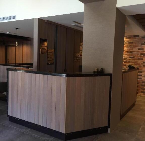 هتل Just Live Inn Keelung