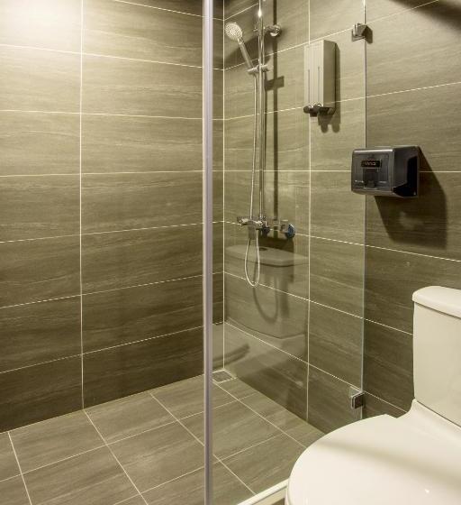 هتل Just Live Inn Keelung